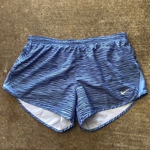 Nike Womens Equilibrium Modern Tempo Shorts